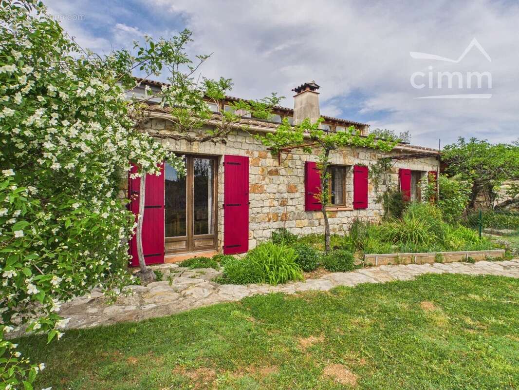 Maison à SAINT-ANDRE-DE-CRUZIERES