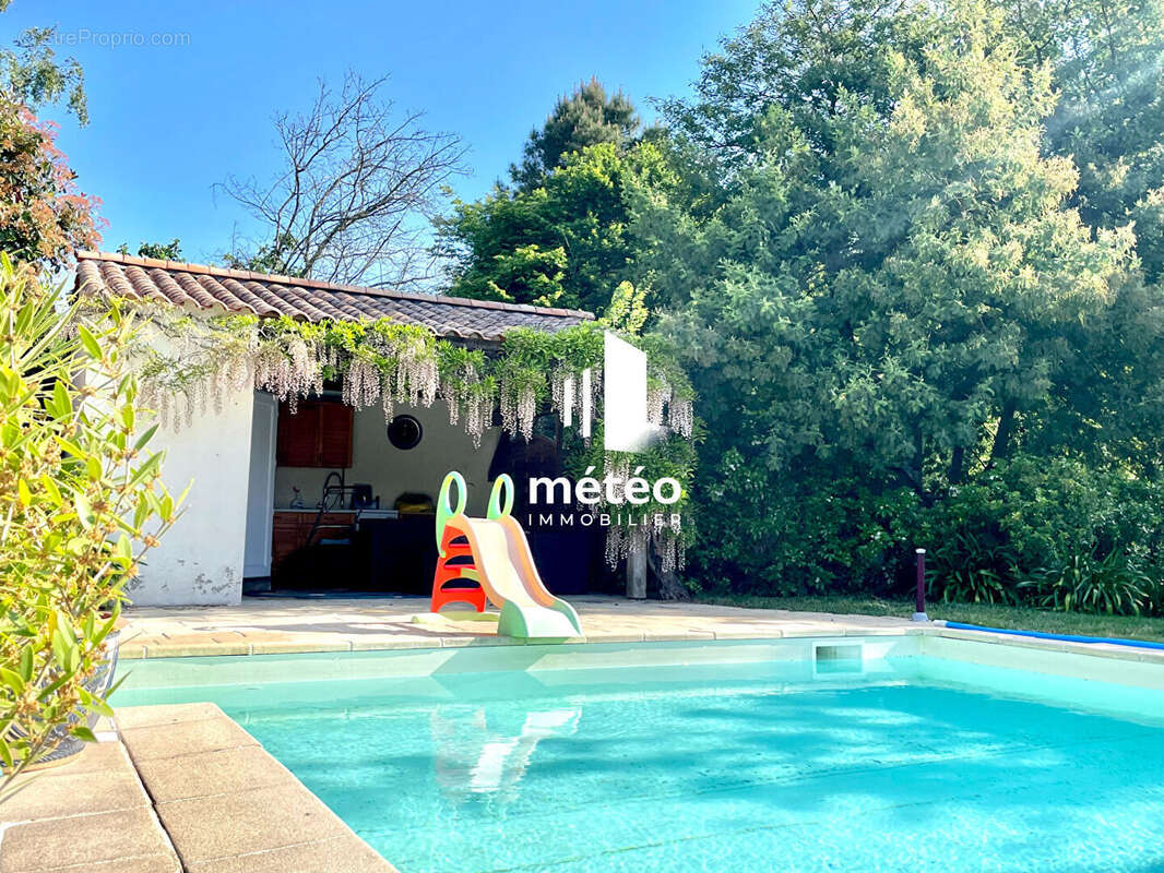 Maison à TALMONT-SAINT-HILAIRE