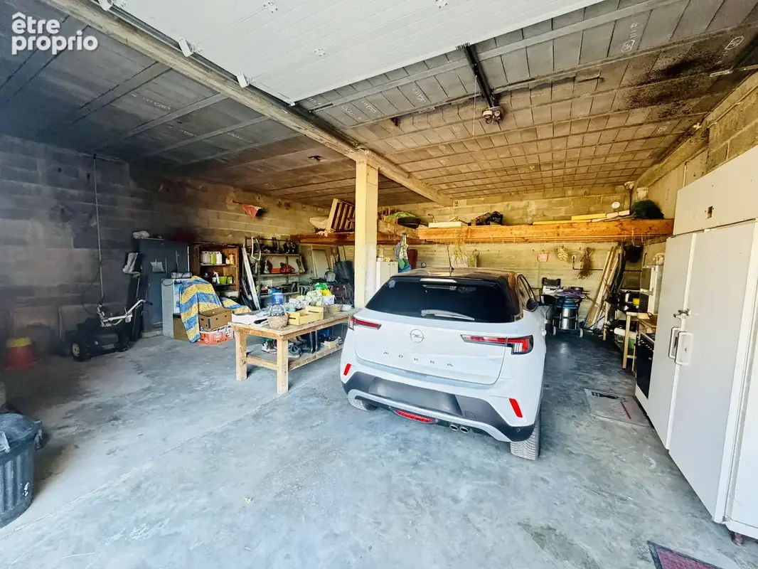 Belle propriété T6 avec dépendances sur Peschadoires ! - photo 10