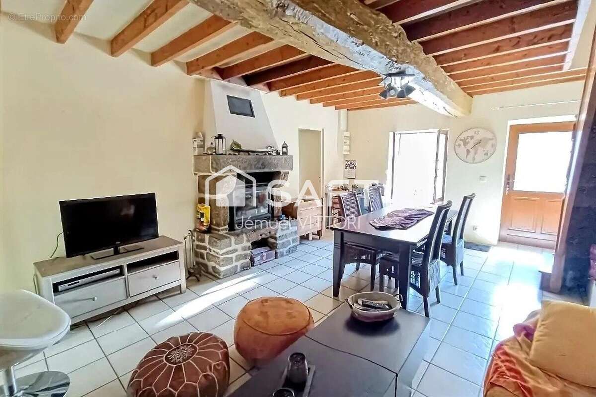 Photo 2 - Maison à SAINT-DENIS-DE-GASTINES
