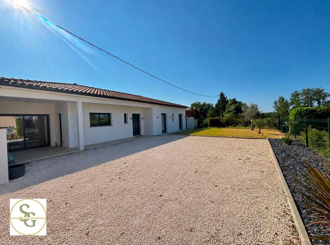 Maison 148 m² à Gaillac  - photo 2