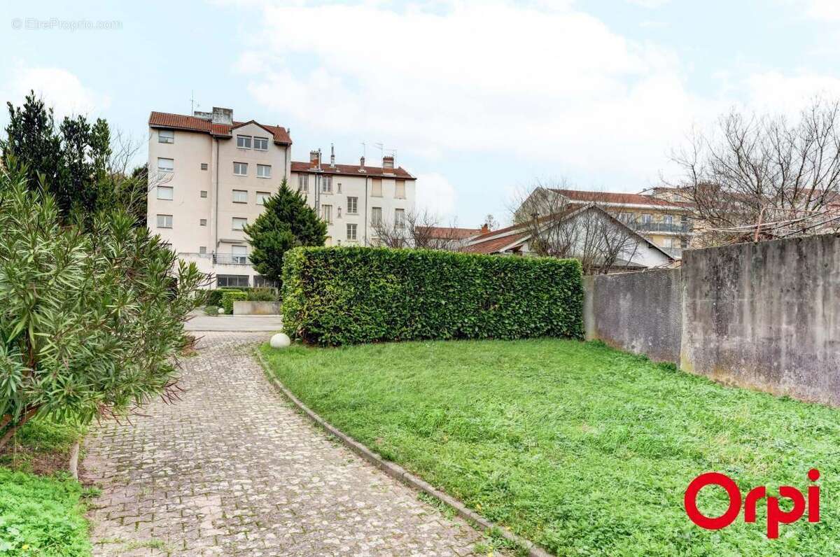 Appartement à VENISSIEUX