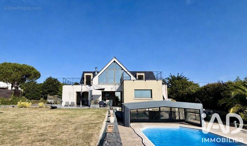 Maison 170 m² à Ploubazlanec  - photo 2