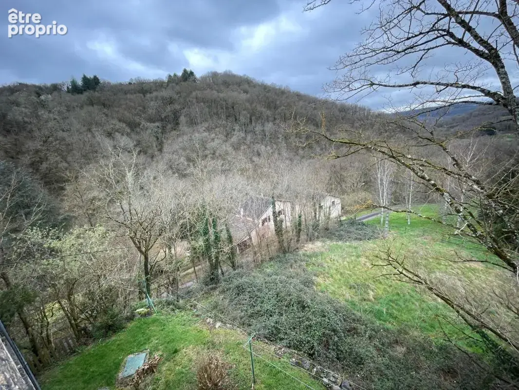 Maison en pierre de caractere de 182 m2 - photo 3