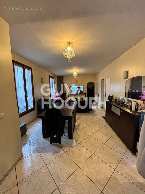 Maison à CLICHY-SOUS-BOIS