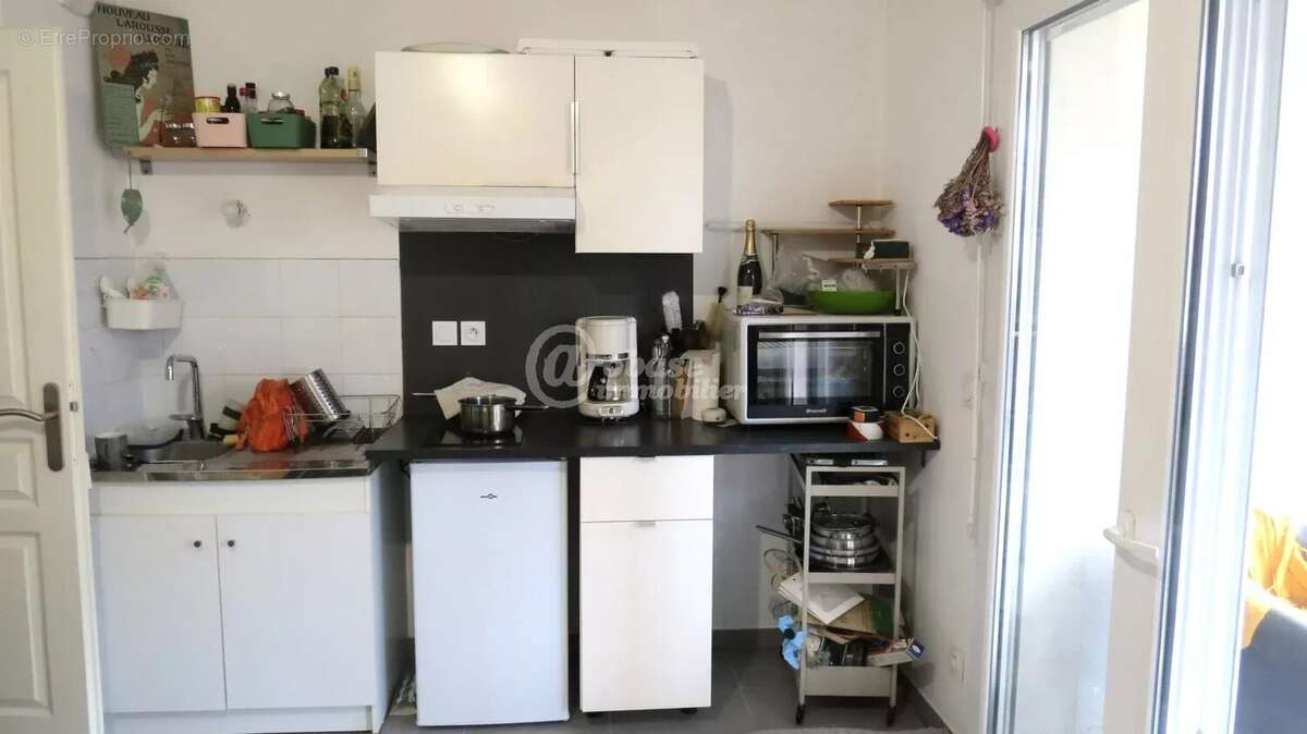 Appartement à MARSEILLE-5E