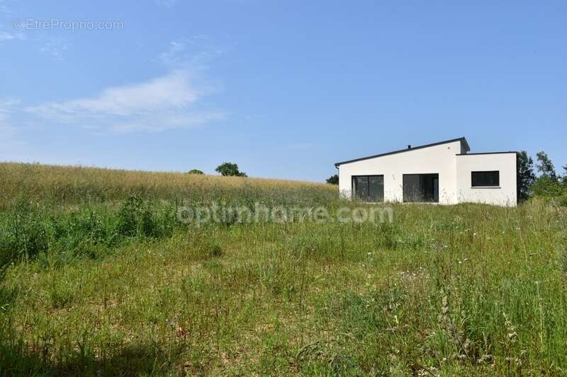 Maison à SAINT-MARCEL