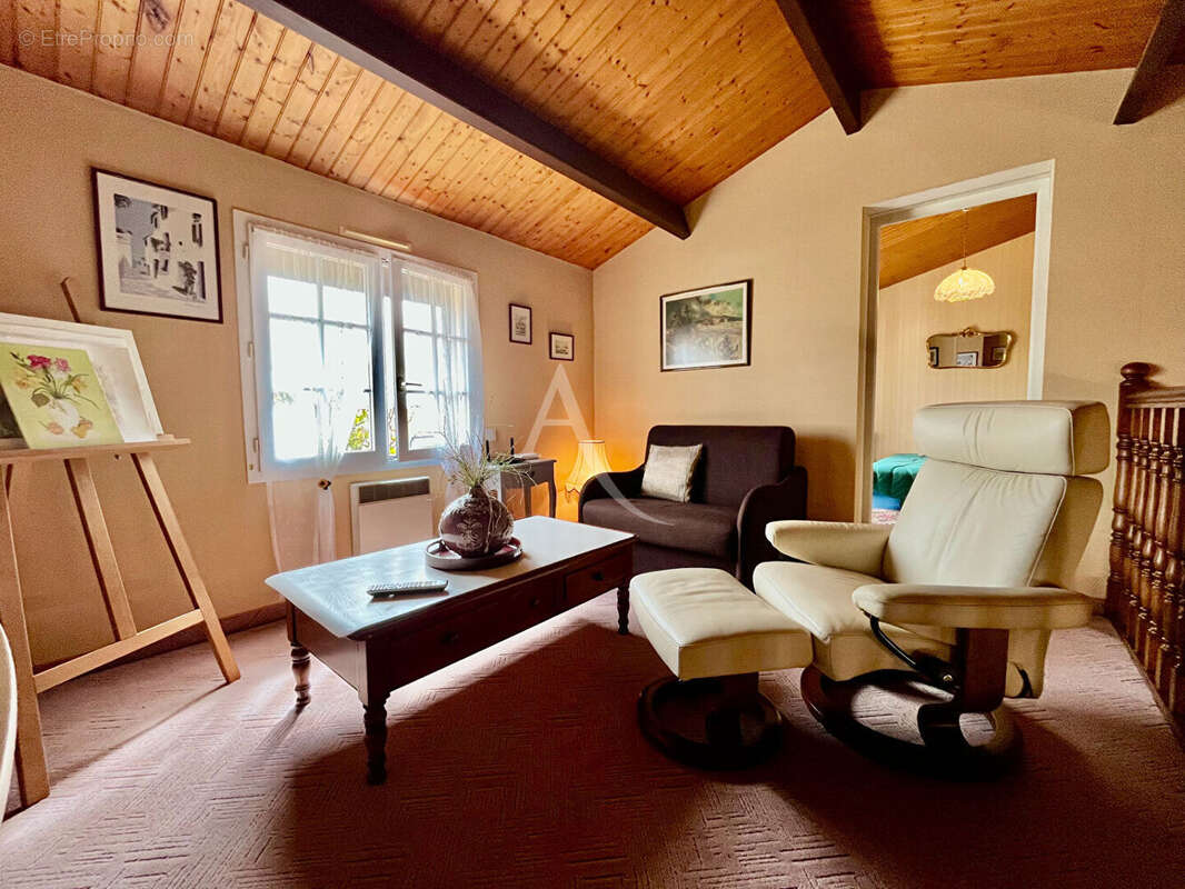 Maison à SAINT-HILAIRE-DE-RIEZ