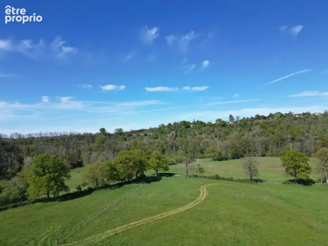 Superbe domaine comprenant 4 maisons dont une à finir et des dépendances sur 40 hectares de terres le long de la rivière - photo 18