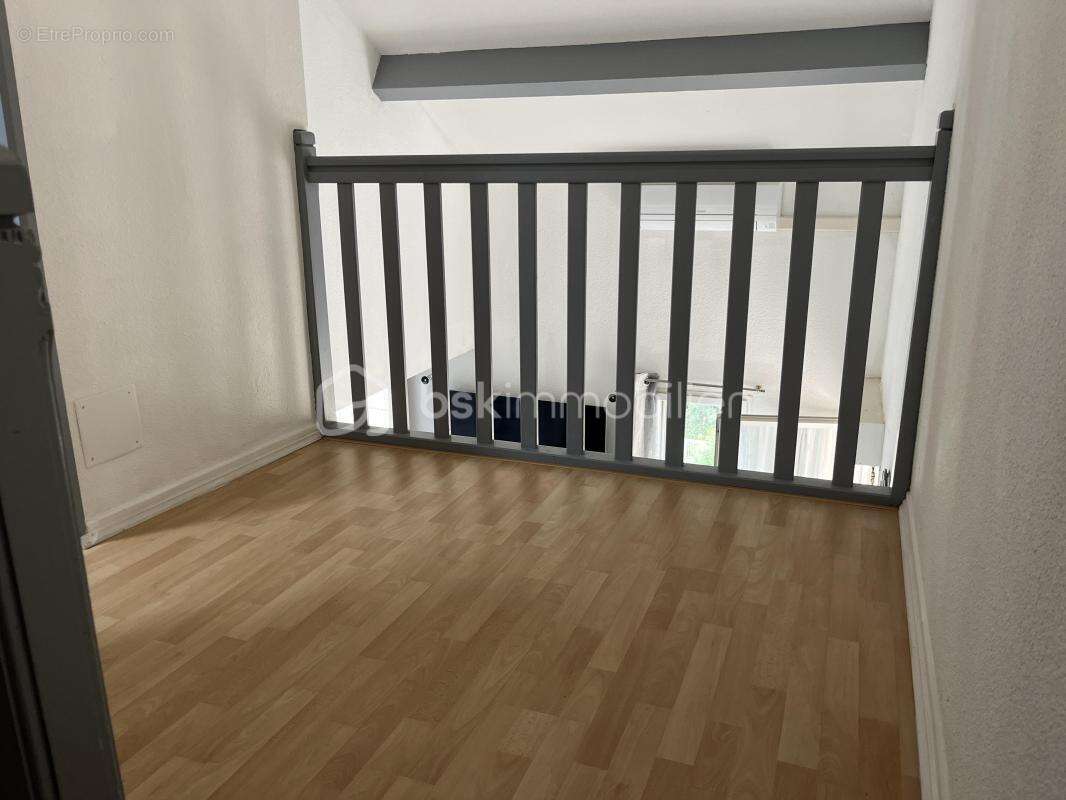 Dans résidence sécurisée face à la plage, appartement T5 avec terrasse, piscine et place de parking privative - photo 11