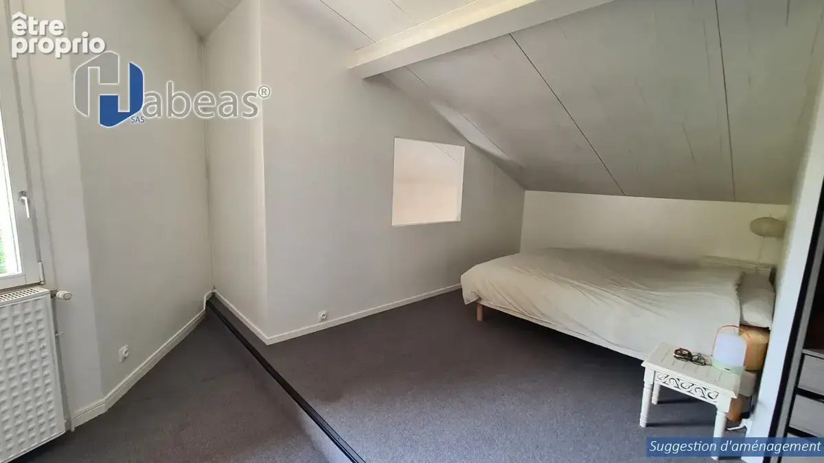 À 45 min de Lyon – Maison d’architecte unique de 330m², 6 chambres, avec piscine 10x5 au cœur de 5 800 m² de parc arboré - photo 23
