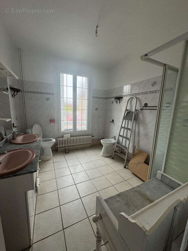 Maison à SAINTE-GAUBURGE-SAINTE-COLOMBE