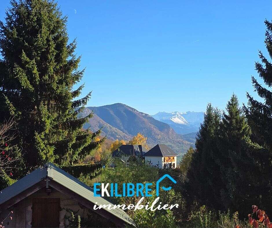 Maison à LES DESERTS