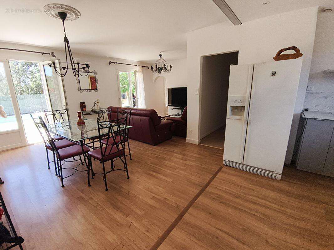 Bedarrides: un air de vacances pour cette villa confortable - photo 8