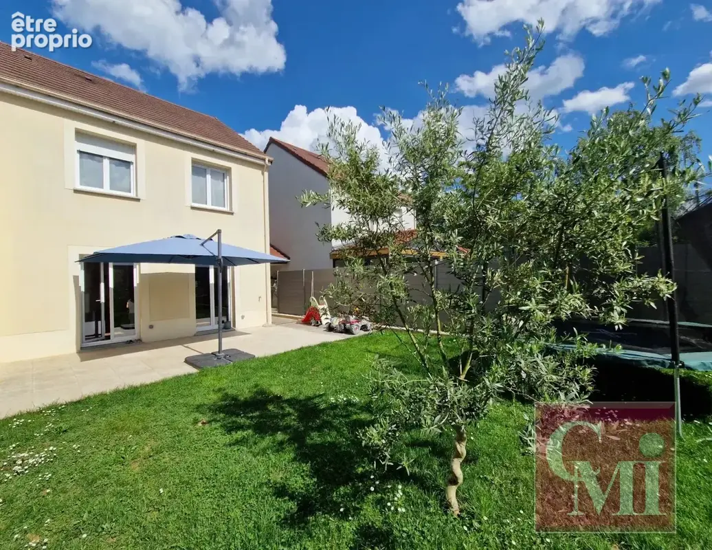 Photo Maison à Breuillet au prix de 299 000€