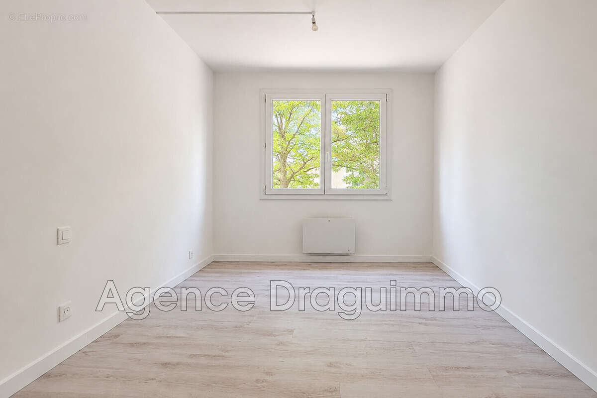 Appartement à DRAGUIGNAN