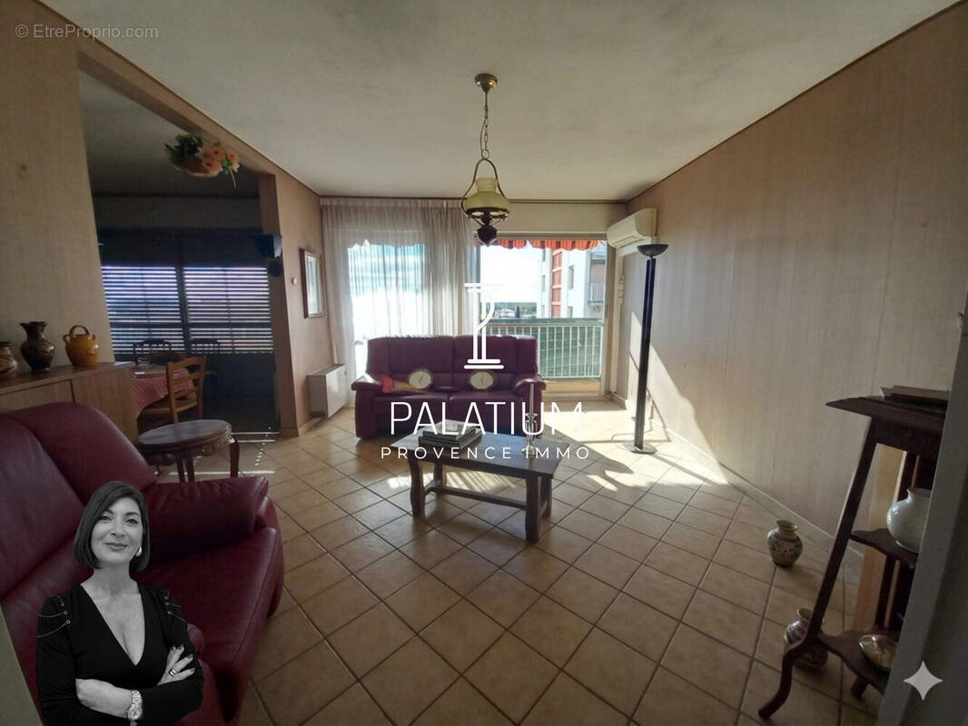SALON - Appartement à SALON-DE-PROVENCE
