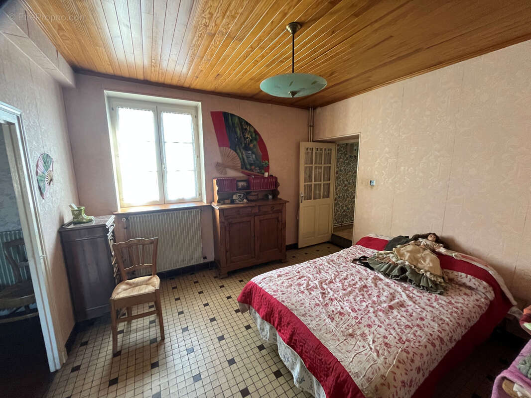 Maison à SIMANDRE