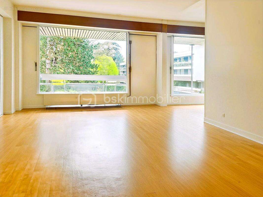Appartement à VERSAILLES