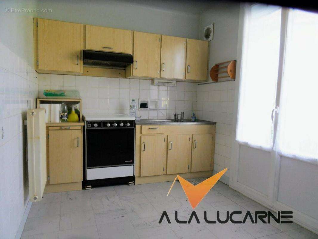 Maison à TERRASSON-LAVILLEDIEU