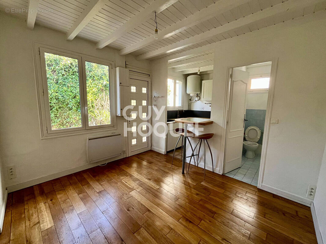 Appartement à FONTENAY-SOUS-BOIS