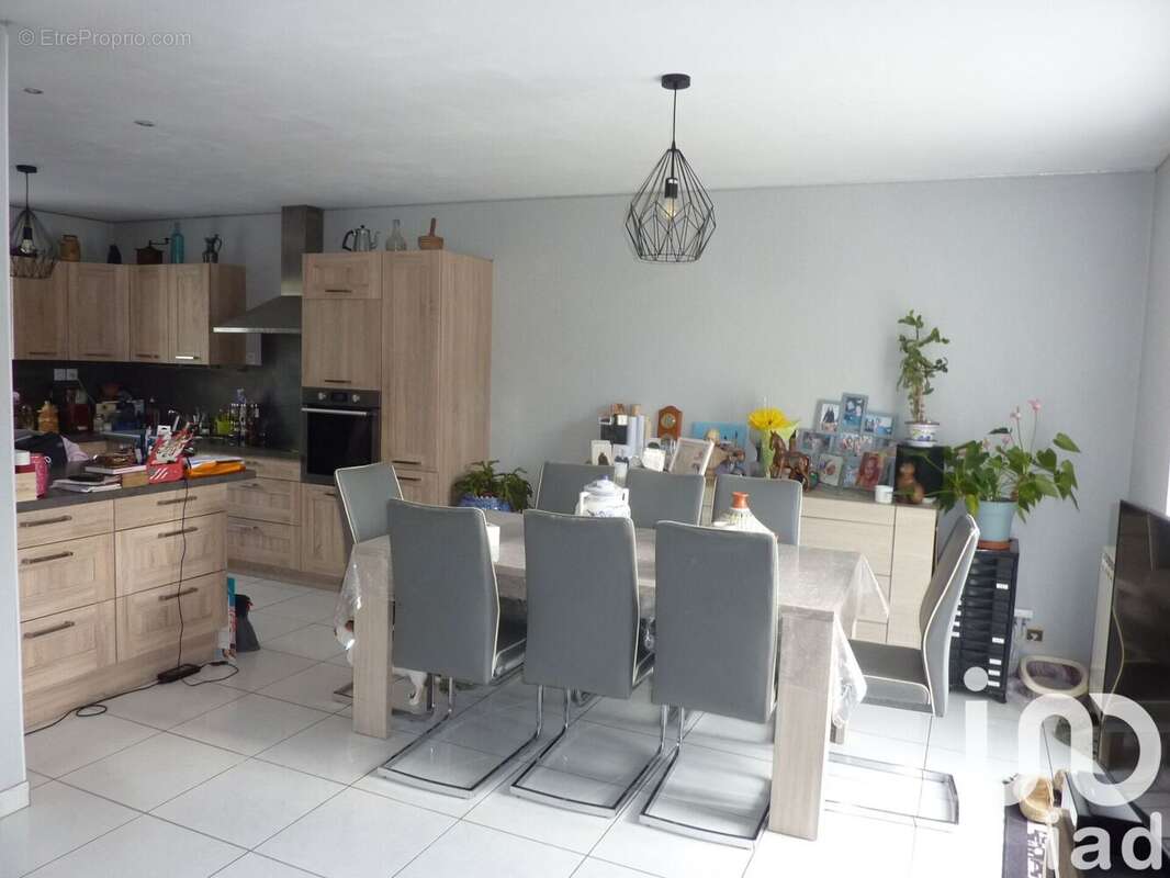 Photo 2 - Maison à NOGENT-SUR-OISE