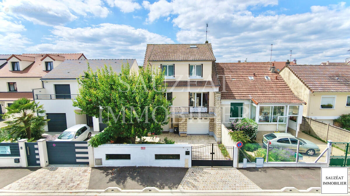Maison à ORMESSON-SUR-MARNE