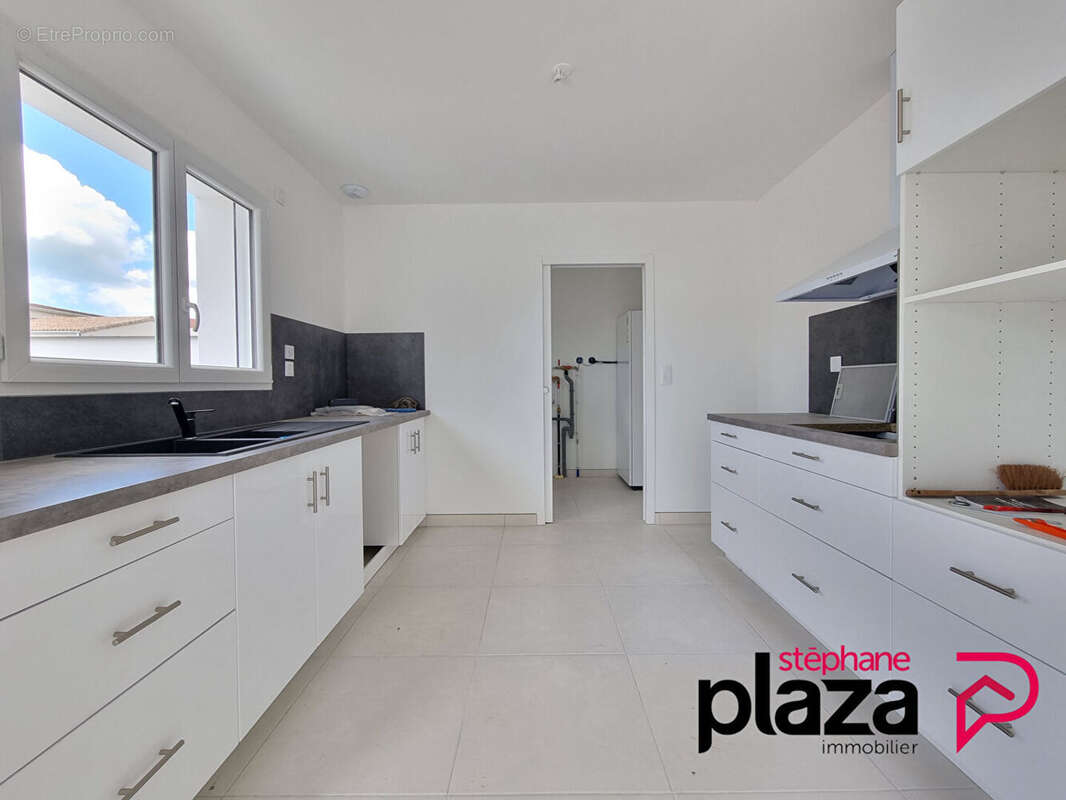 Maison à VAUX-SUR-MER