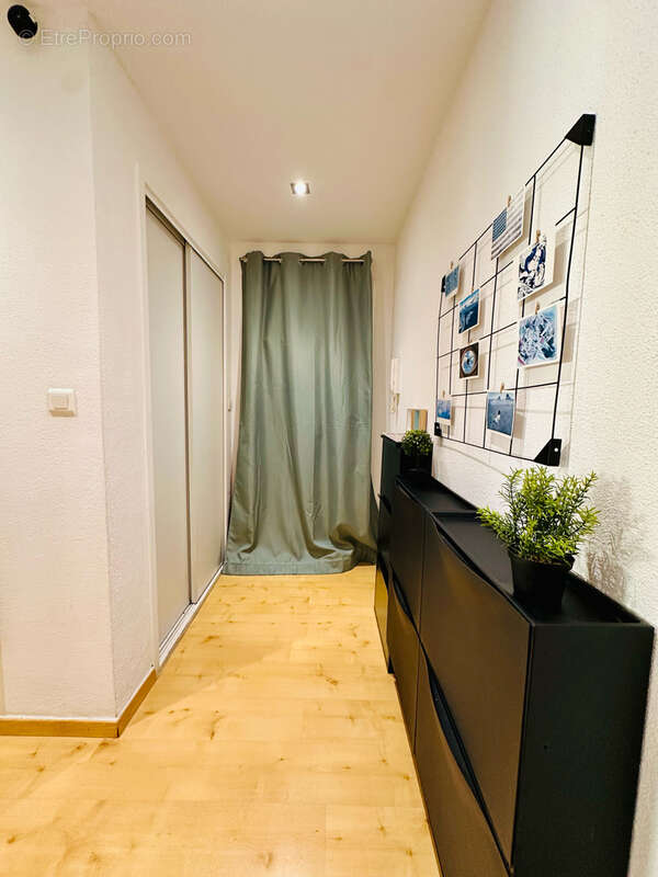 Appartement à VILLENEUVE-LOUBET
