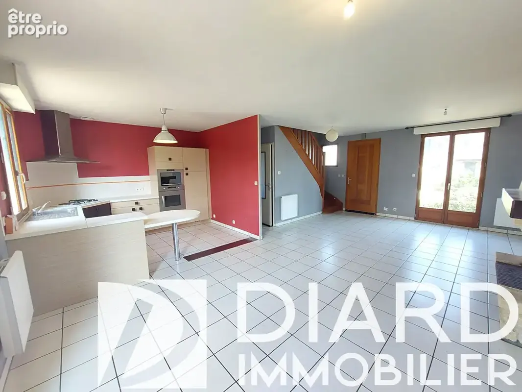 Photo Maison à Etrelles au prix de 214 212€