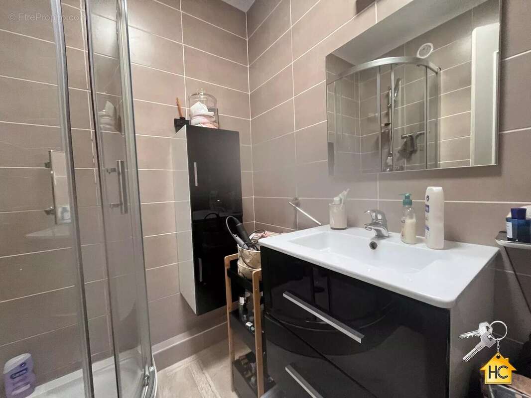 Appartement à LE CANNET