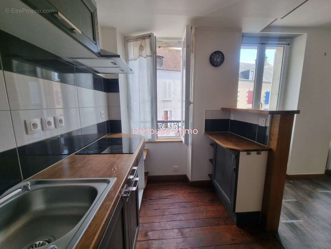 Maison 80 m² à Chatillon-Coligny  - photo 4