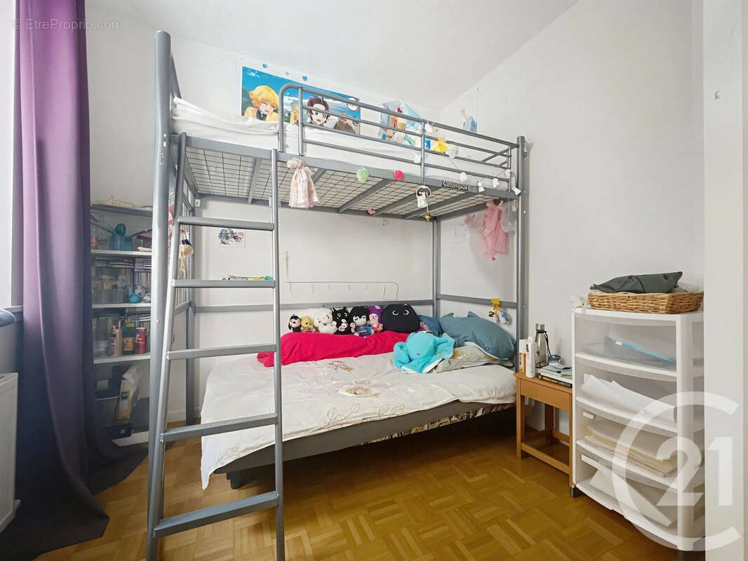 Maison à PONT-EVEQUE