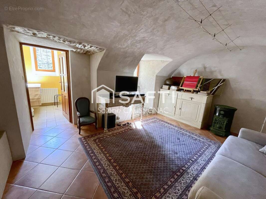 Photo 8 - Maison à LE COLLET-DE-DEZE