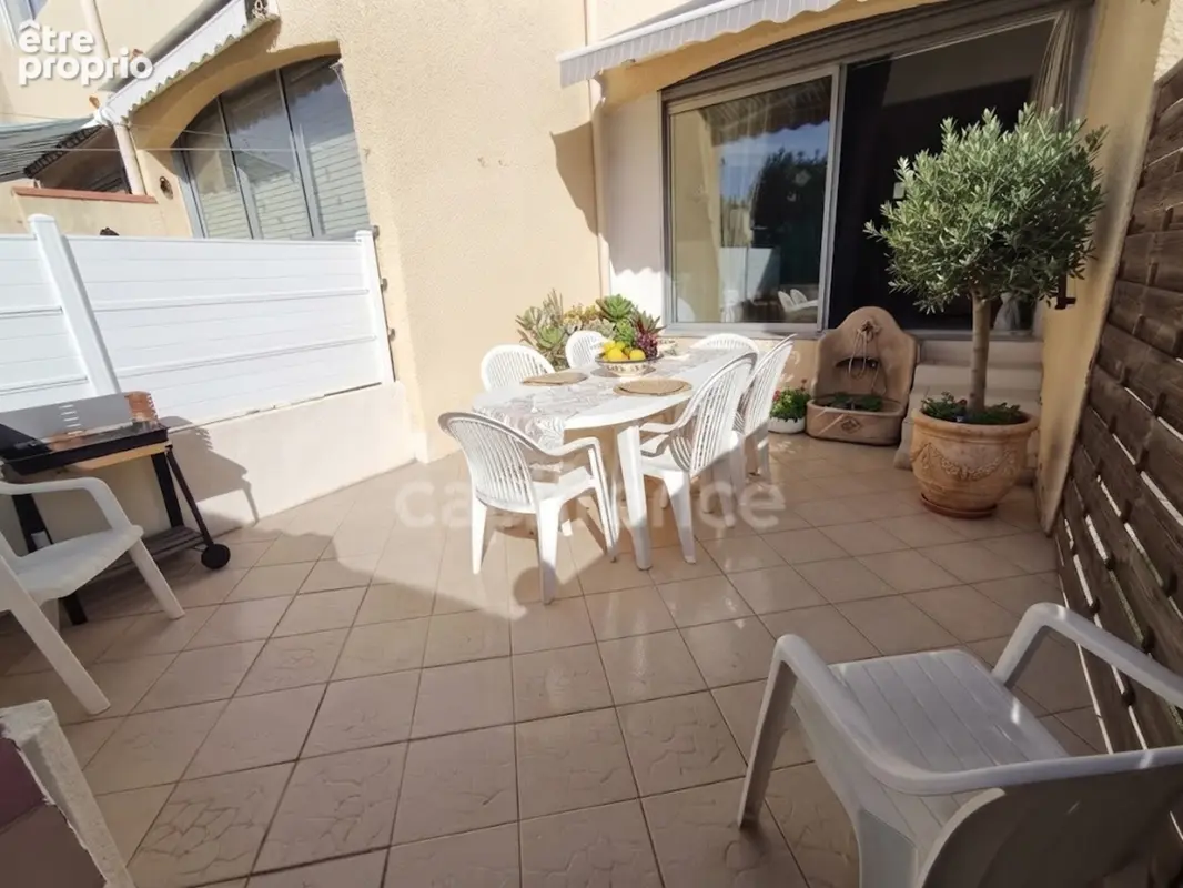  **Grau d’Agde – À seulement 500 m de la plage, découvrez ce grand studio lumineux avec terrasse plein Sud de 20 m² et parking p - photo 8