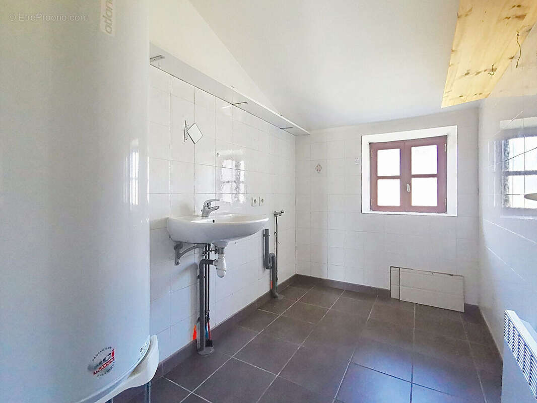 Maison deux chambres PIPRIAC - 35550 - photo 6