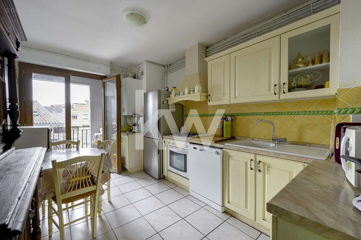 Appartement 72 m² à Bordeaux  - photo 2