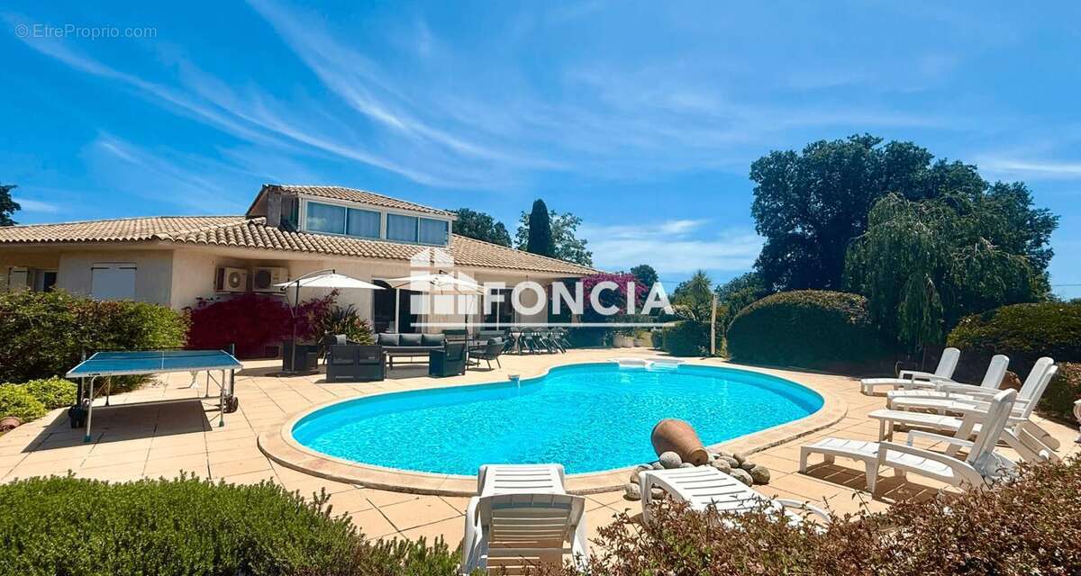 Entre mer et montagne, élégante villa T5 de 167 m² avec piscine sur 2 722 m² de terrain constructible - photo 4