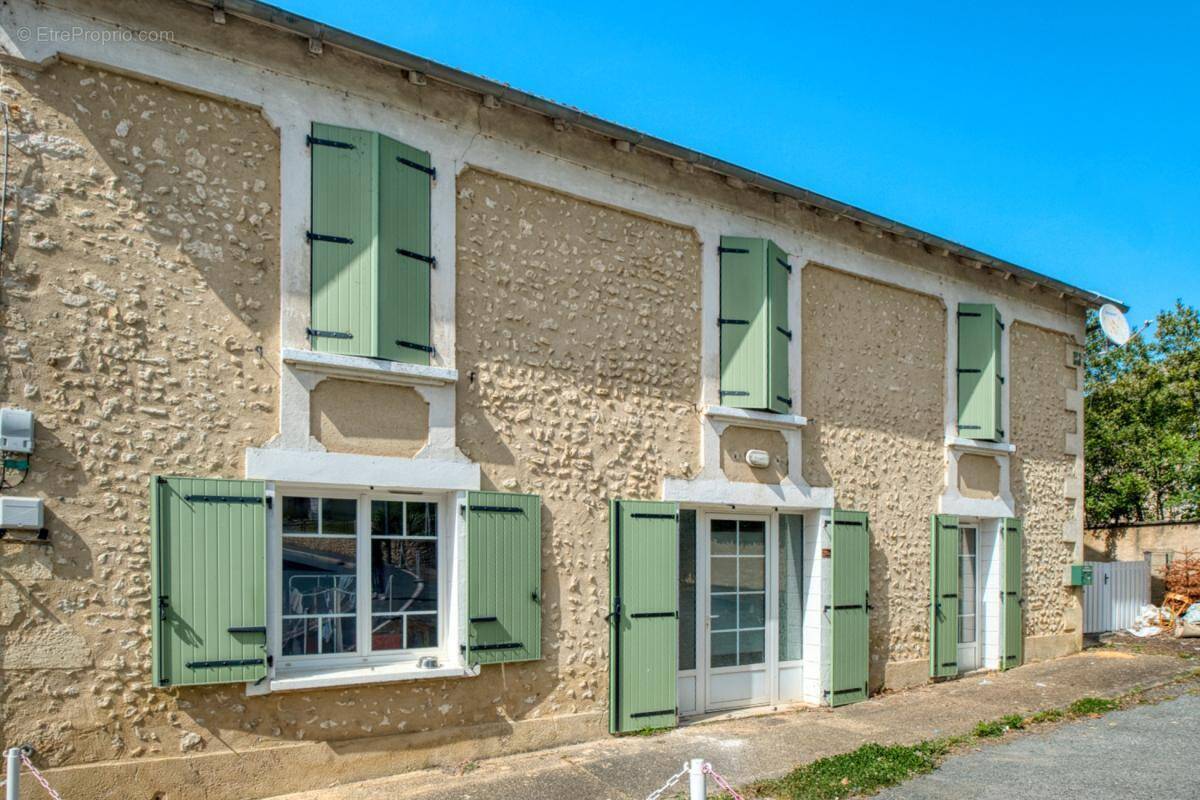 Maison à COURSAC