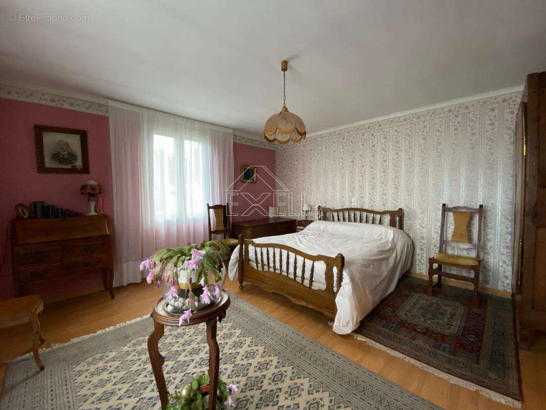 Maison à ROSNY-SUR-SEINE