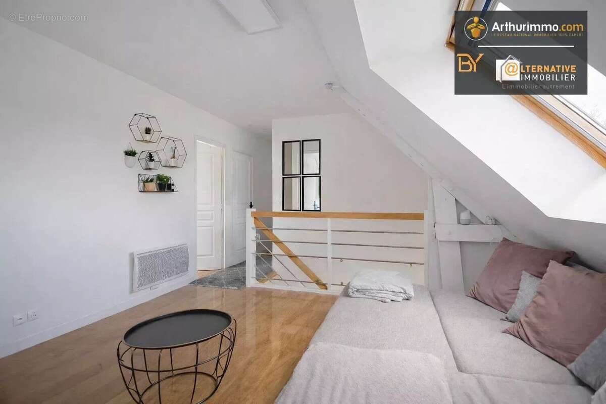 Maison à LA BOUEXIERE