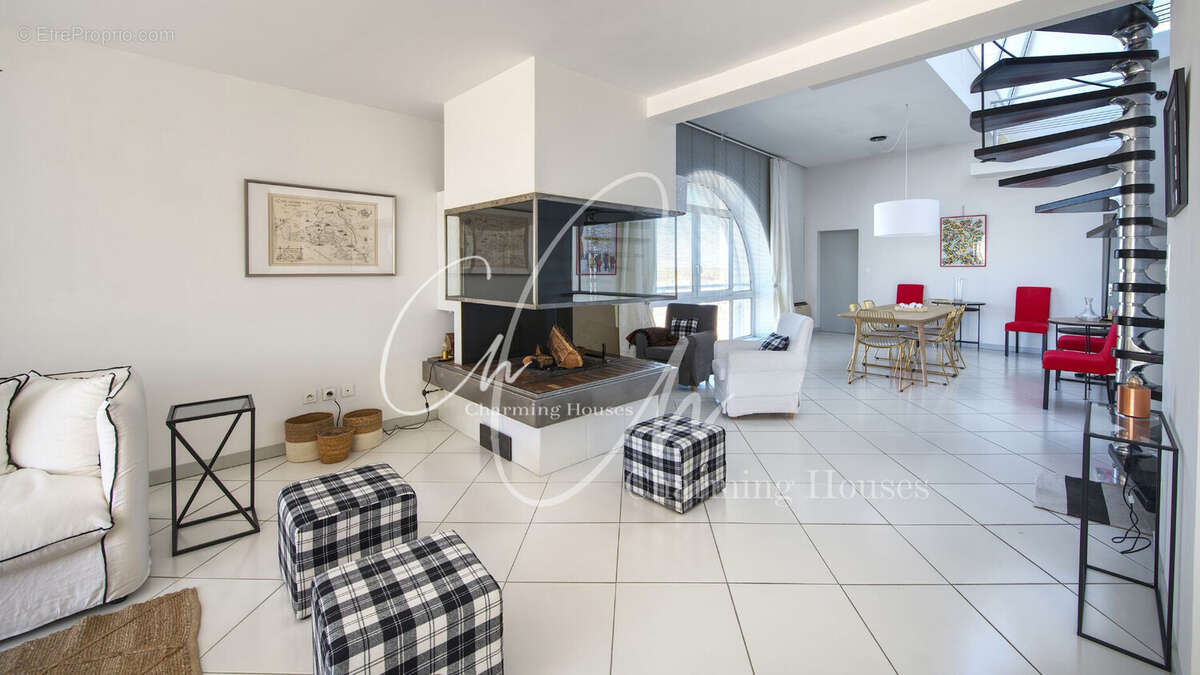 Appartement à ARLES