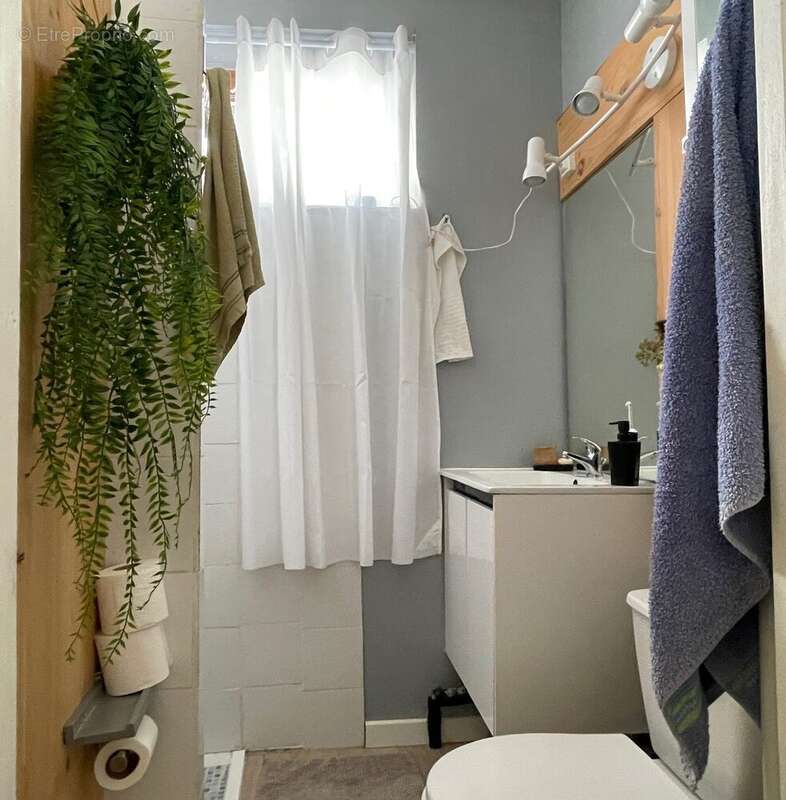 Appartement à FONTAINE