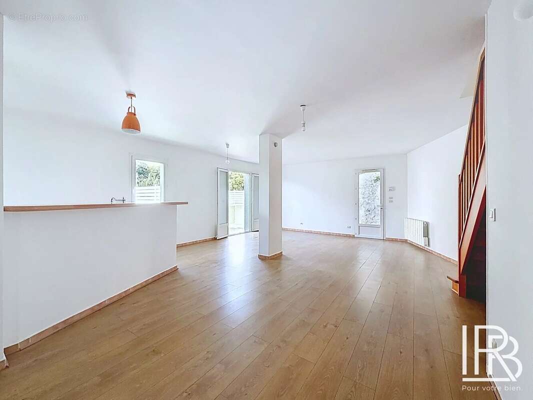 Maison à MARSEILLE-7E