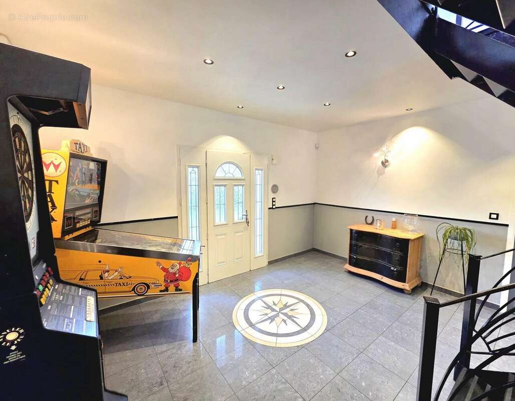 Maison à LA BOUEXIERE