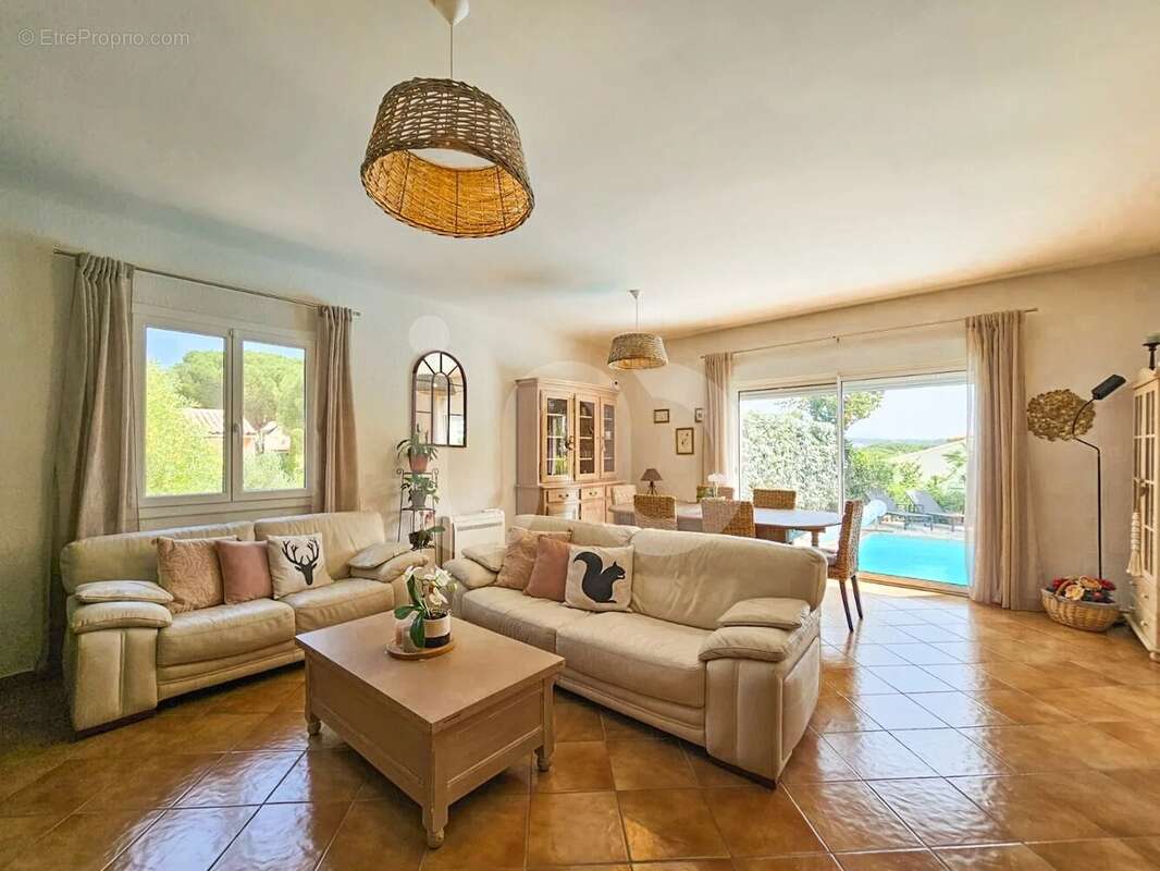 Maison à SAINT-RAPHAEL