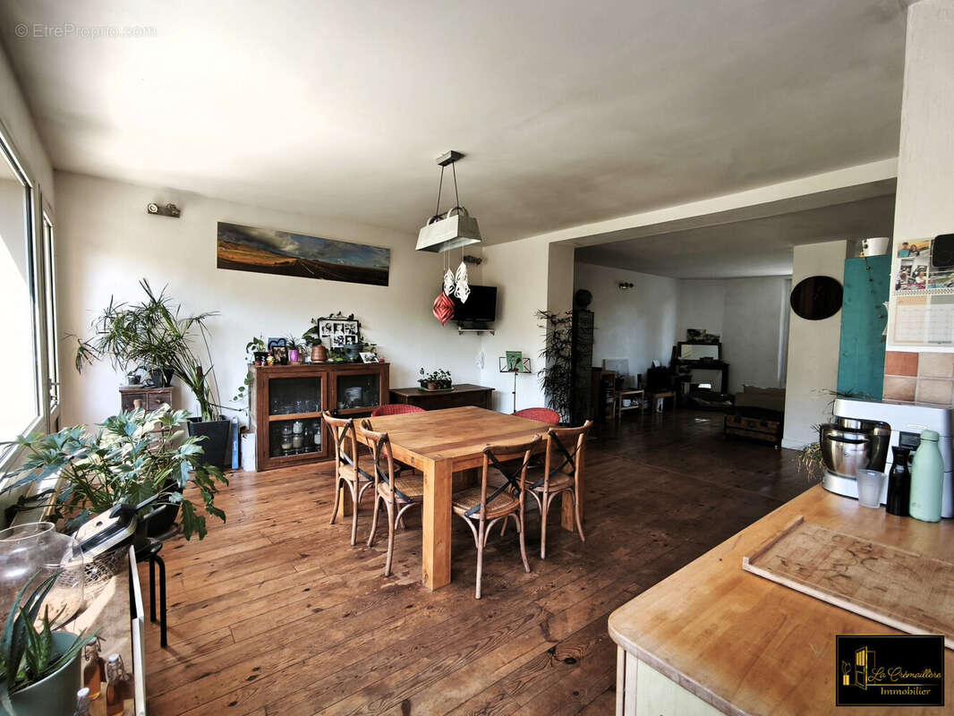 Maison 190 m² à Sainte-Mesme  - photo 3