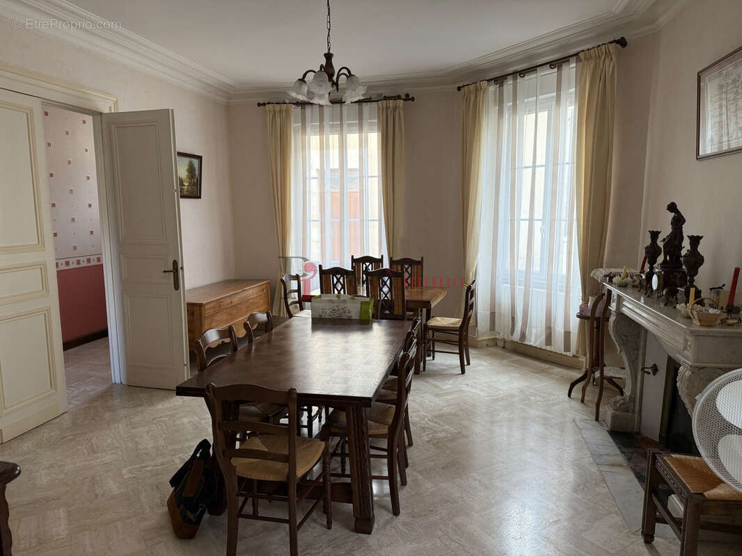 Maison à MAMERS