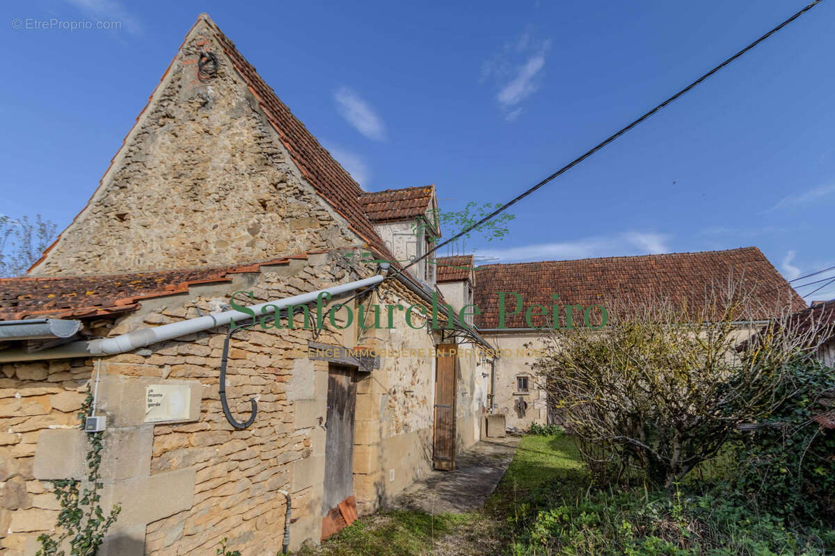 Maison à SARLAT-LA-CANEDA