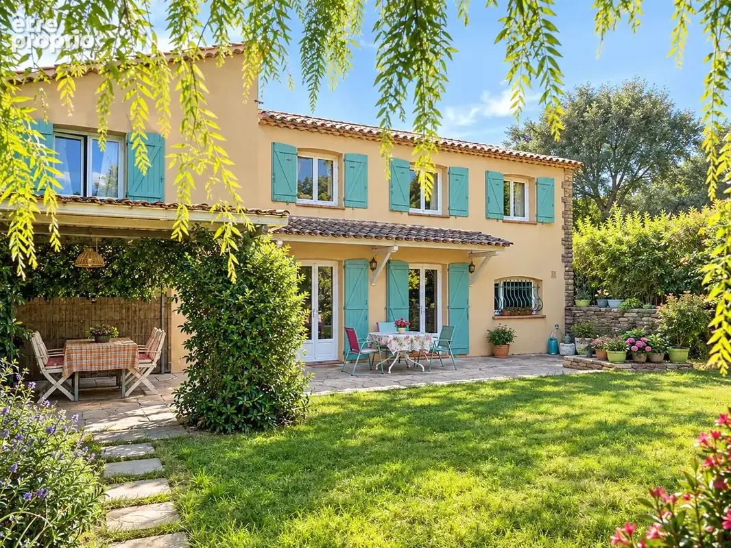 Photo Maison à Bormes-Les-Mimosas au prix de 495 000€